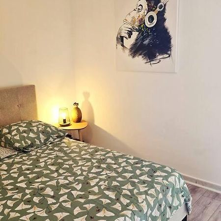 סיינט דניס Elegant Studio Les Tourtereaux מראה חיצוני תמונה